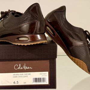 Colehaan Oxford Sneakers Brand New in Box Bria Perforated Oxford